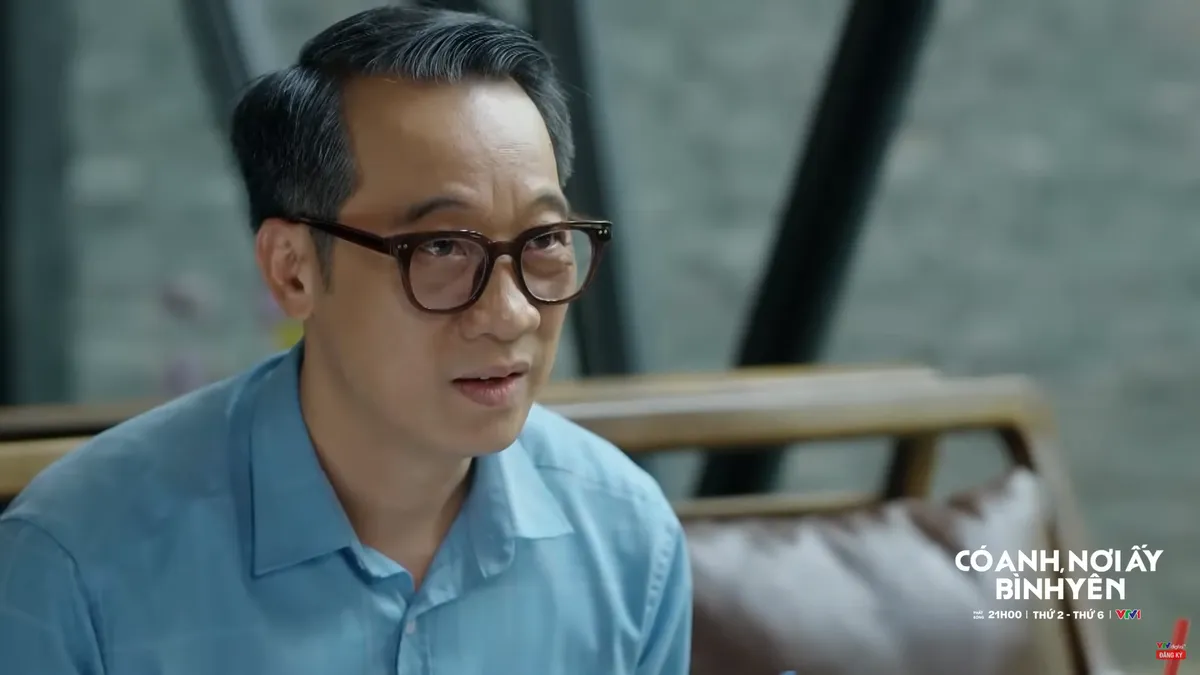 C&oacute; anh, nơi ấy b&igrave;nh y&ecirc;n - Tập 36: &Ocirc;ng Thứ nghe ng&oacute;ng tin về "chiếc ghế" sau s&aacute;p nhập - Ảnh 2.