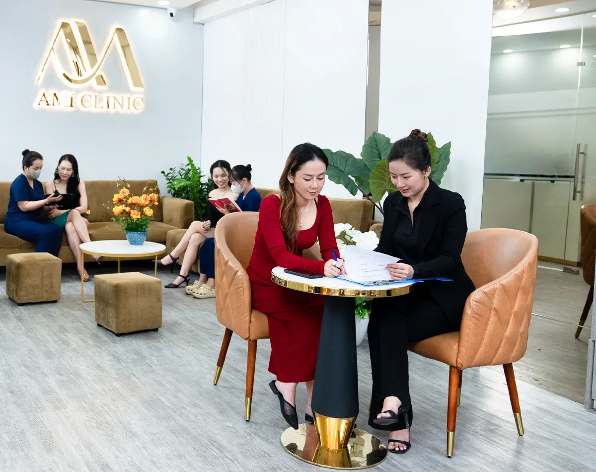 Có nên điều trị viêm nang lông tại AMI CLINIC? Góc nhìn đa chiều- Ảnh 4.