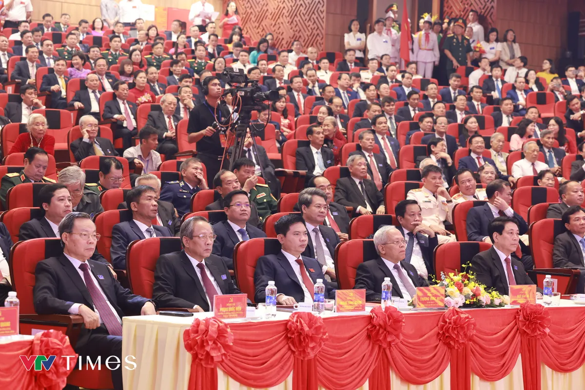Chủ tịch nước Lương Cường: Biến khát vọng thành hiện thực, xây dựng Phú Thọ xứng đáng Đất Tổ Hùng Vương - Ảnh 5.