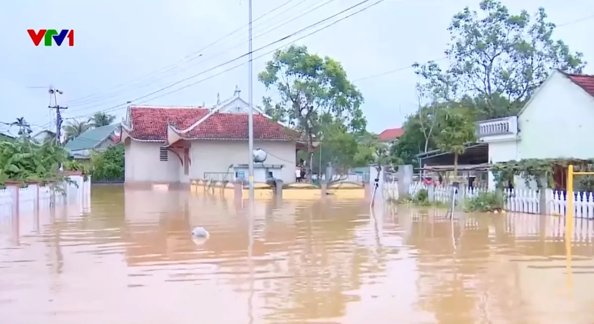 Xã Nông Cống (Thanh Hóa) lụt lớn nhất 50 năm, hàng nghìn hộ dân ngập sâu- Ảnh 1. Xã Nông Cống (Thanh Hóa) lụt lớn nhất 50 năm, hàng nghìn hộ dân ngập sâu- Ảnh 1.