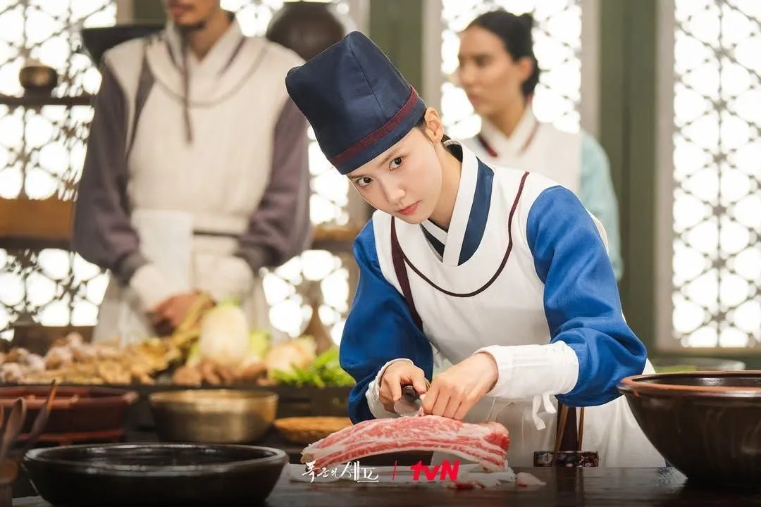 YoonA biết ơn phim "Ngự trù của bạo chúa" - Ảnh 2.