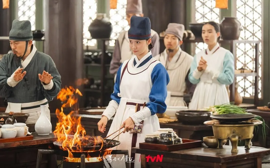 (Ảnh: tvN) (Ảnh: tvN)