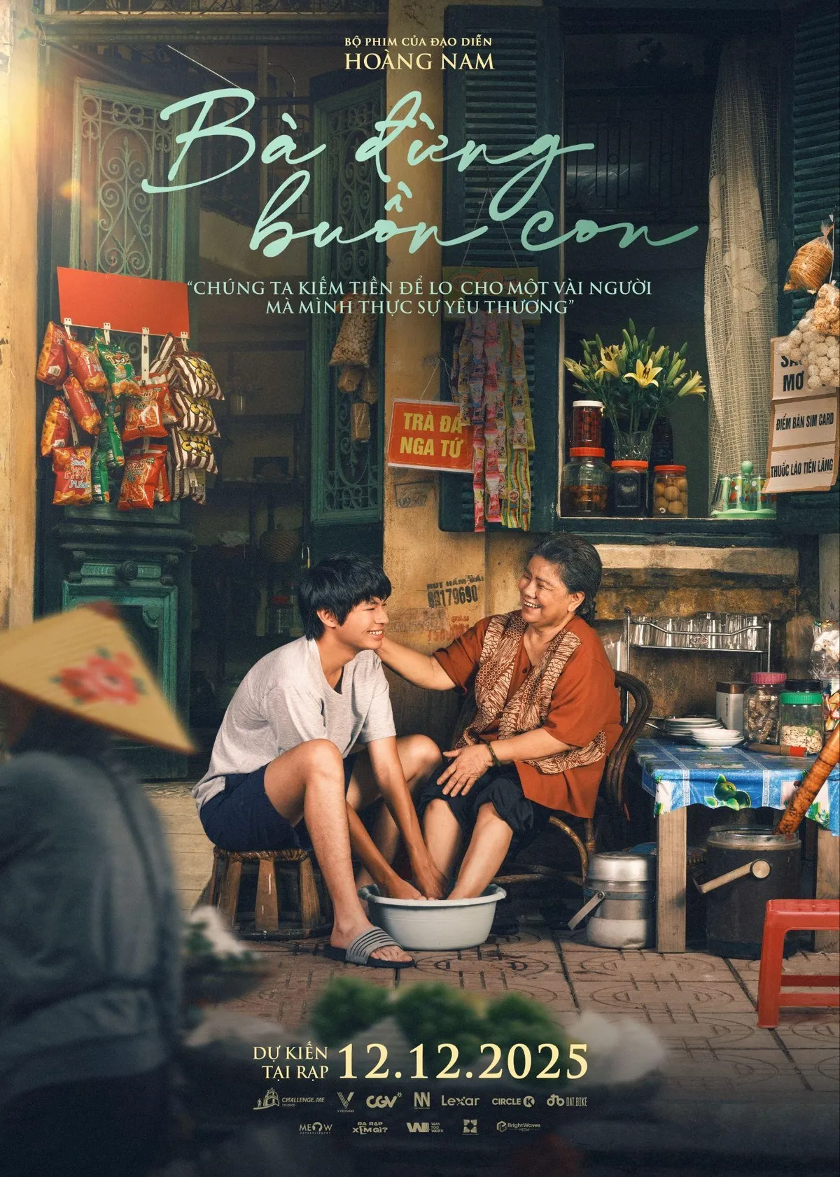 Tái xuất sau 11 năm "Bố ơi mình đi đâu thế?", con trai NSND Trần Lực đóng phim điện ảnh "Bà đừng buồn con"  - Ảnh 1.
