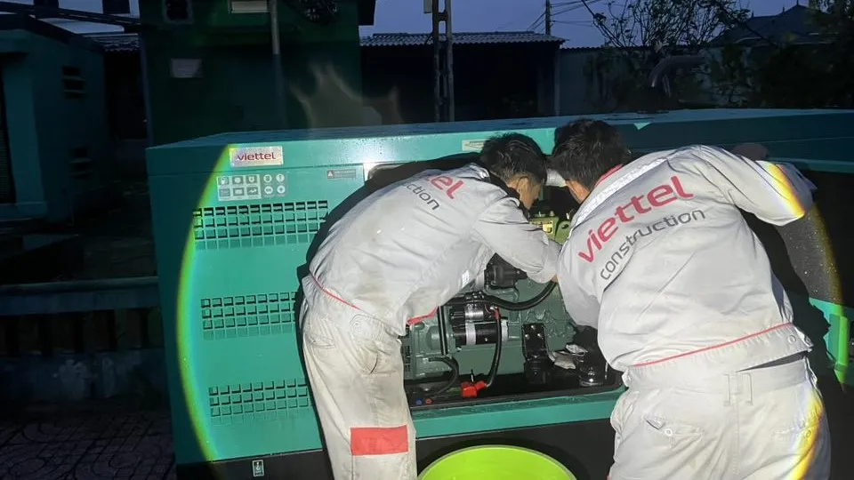 Viettel ứng cứu thành công tín hiệu viễn thông tại các xã chịu ảnh hưởng của bão Bualoi - Ảnh 2.
