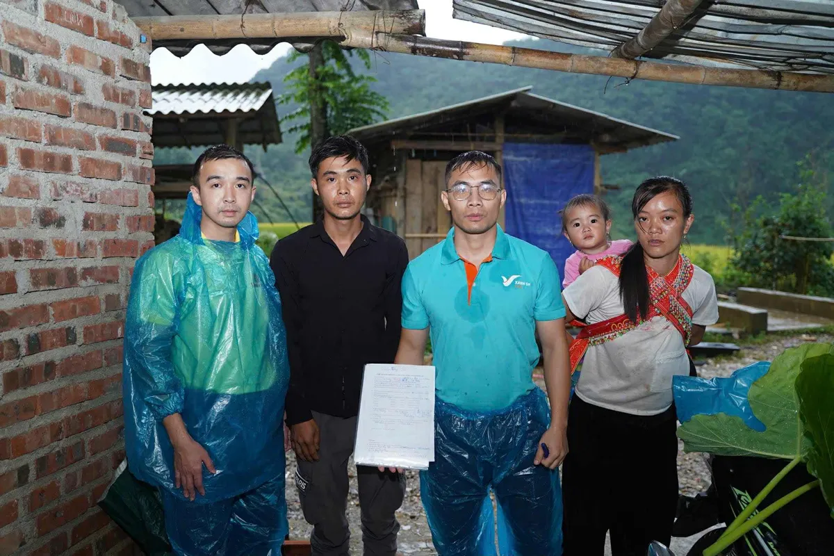 Vingroup hỗ trợ khẩn cấp 500 tỷ đồng cho đồng bào bị thiệt hại do bão Bualoi- Ảnh 1. Vingroup hỗ trợ khẩn cấp 500 tỷ đồng cho đồng bào bị thiệt hại do bão Bualoi- Ảnh 1.