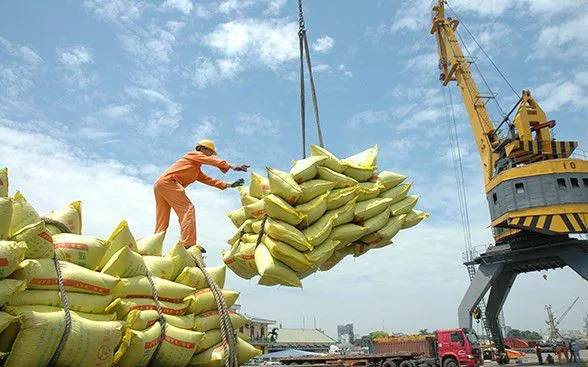 Bộ Công thương cắt giảm thủ tục hành chính về quản lý xuất khẩu gạo Bộ Công thương cắt giảm thủ tục hành chính về quản lý xuất khẩu gạo