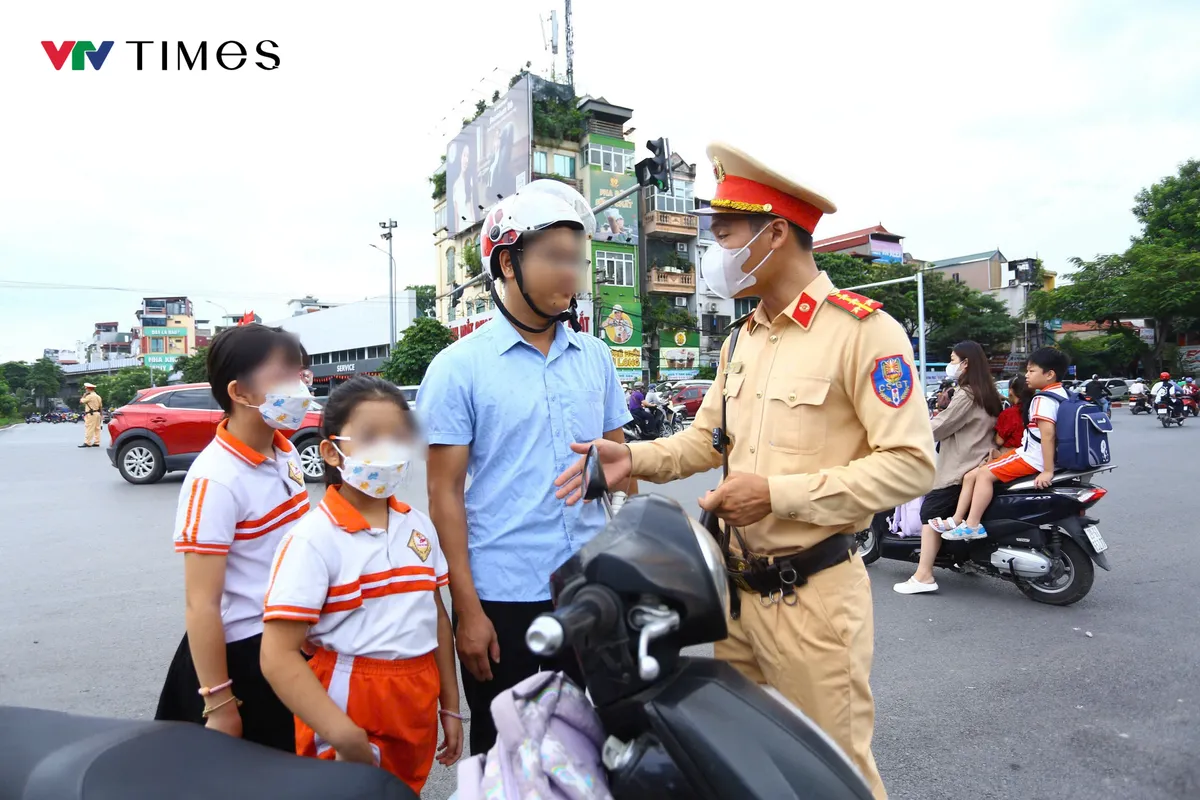 TP Hồ Chí Minh: Nghiên cứu phạt lao động công ích nếu vi phạm giao thông- Ảnh 1. TP Hồ Chí Minh: Nghiên cứu phạt lao động công ích nếu vi phạm giao thông- Ảnh 1.