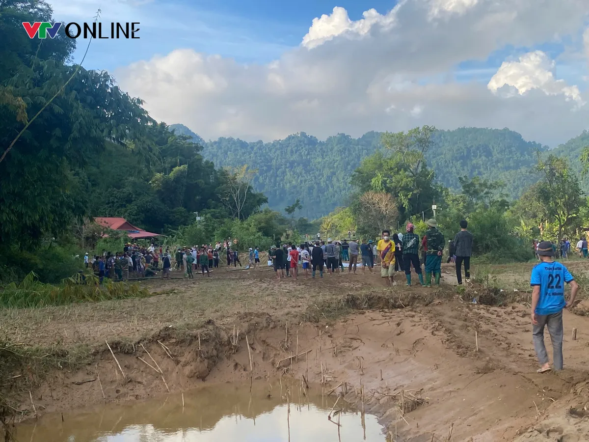 Bão số 10 khiến 65 người chết, mất tích, gây thiệt hại gần 13 nghìn tỷ đồng - Ảnh 1.