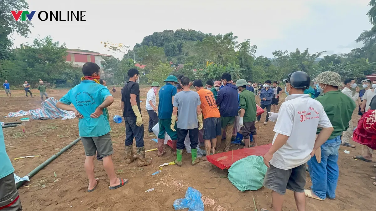 Bão số 10 khiến 65 người chết, mất tích, gây thiệt hại gần 13 nghìn tỷ đồng - Ảnh 2.