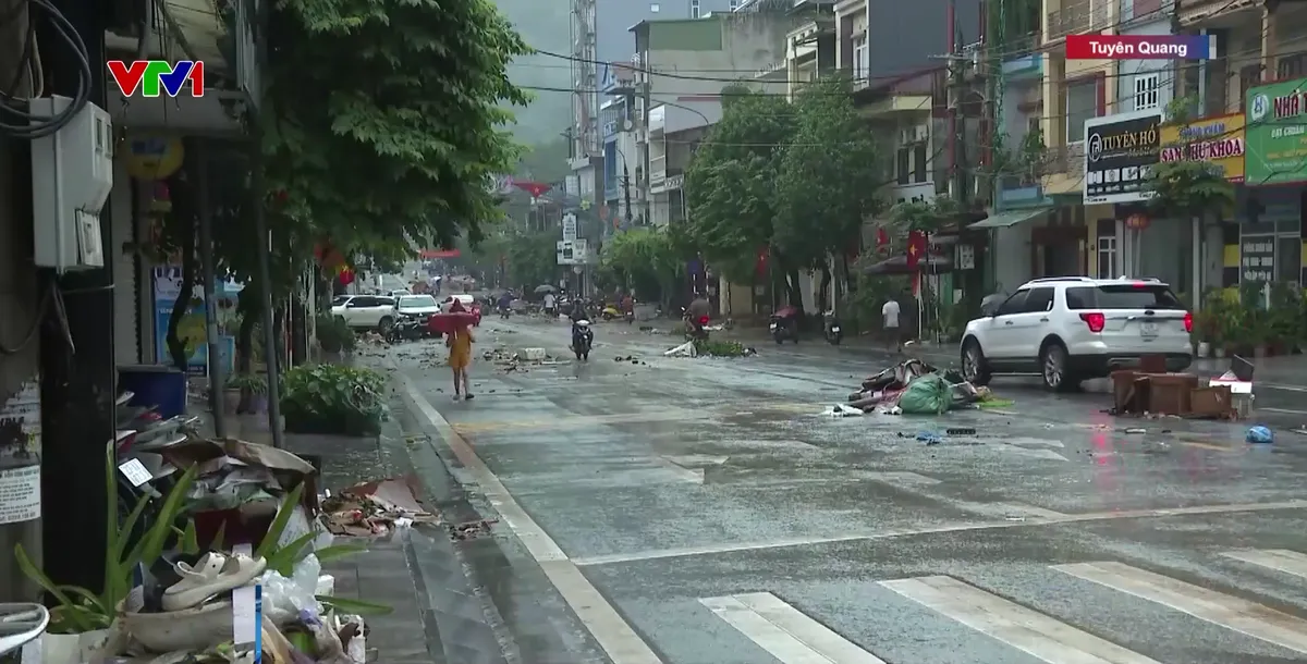 Khẩn trương khắc phục hậu quả mưa  - Ảnh 2.