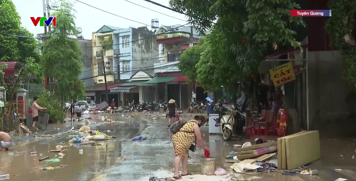 Khẩn trương khắc phục hậu quả mưa  - Ảnh 1.