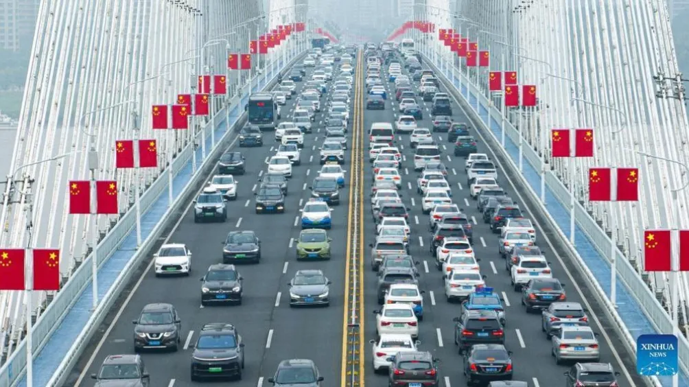 Trung Quốc: Kỷ lục vận chuyển bằng đường sắt trong kỳ nghỉ Quốc khánh - Trung thu - Ảnh 3.