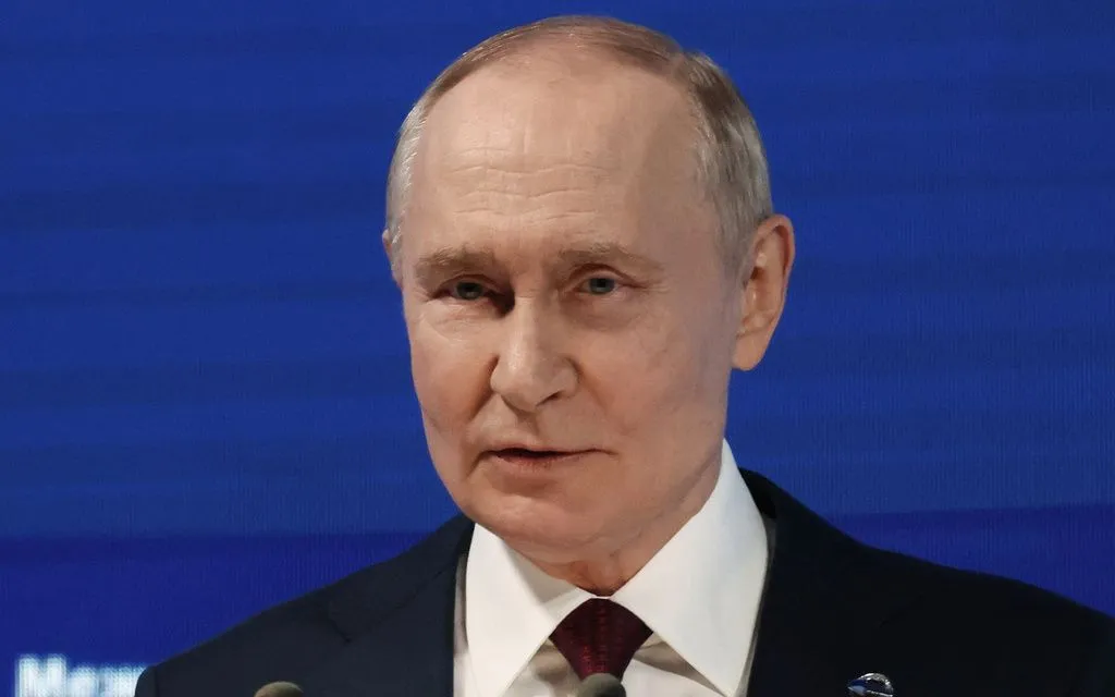 Tổng thống Nga Vladimir Putin phát biểu tại Câu lạc bộ Thảo luận Valdai ở Sochi, Nga, ngày 2/10/2025 (Ảnh: AP)
