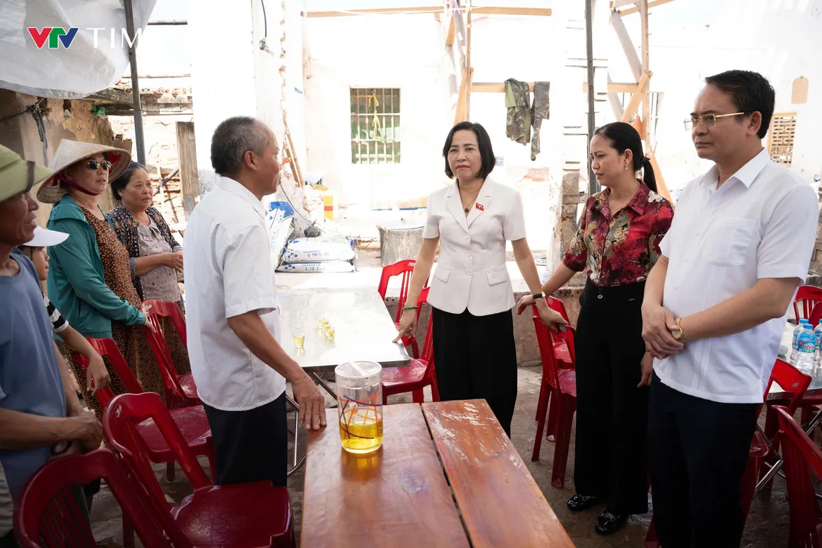 Chính quyền địa phương hai cấp gần dân, sát dân trong khắc phục hậu quả thiên tai  - Ảnh 2.