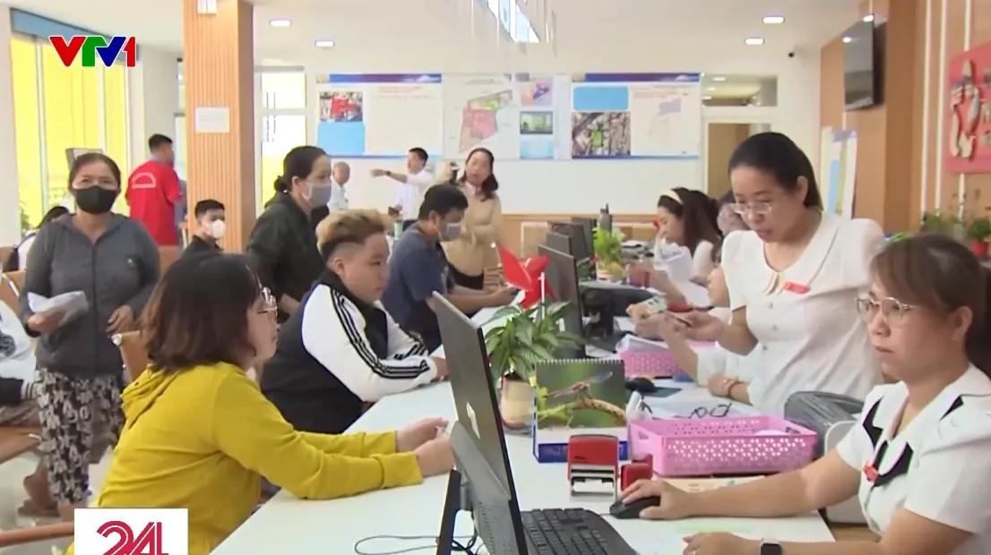 Đẩy mạnh tiếp nhận thủ tục hành chính trên môi trường số - Ảnh 1.