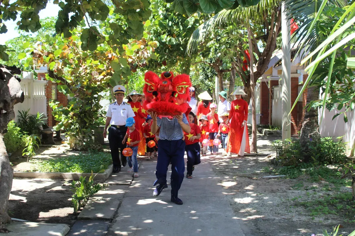 Nóng trên mạng tuần qua (29/9 - 5/10): Bão chồng bão- Ảnh 3. Nóng trên mạng tuần qua (29/9 - 5/10): Ứng phó bão chồng bão - Ảnh 4.