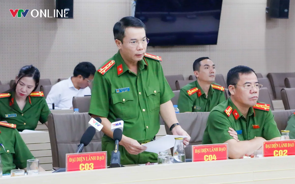 Đại tá Hoàng Quốc Việt, Phó Cục trưởng Cục Cảnh sát điều tra tội phạm về ma túy (C04) thông tin tại họp báo Đại tá Hoàng Quốc Việt, Phó Cục trưởng Cục Cảnh sát điều tra tội phạm về ma túy (C04) thông tin tại họp báo