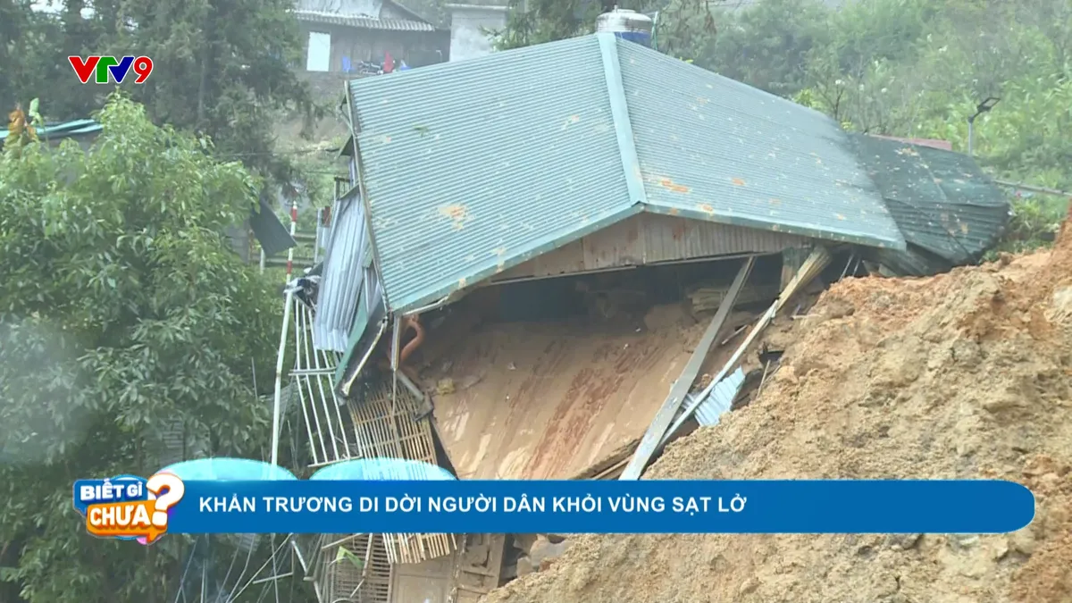Khẩn trương di dời người dân khỏi vùng sạt lở Khẩn trương di dời người dân khỏi vùng sạt lở