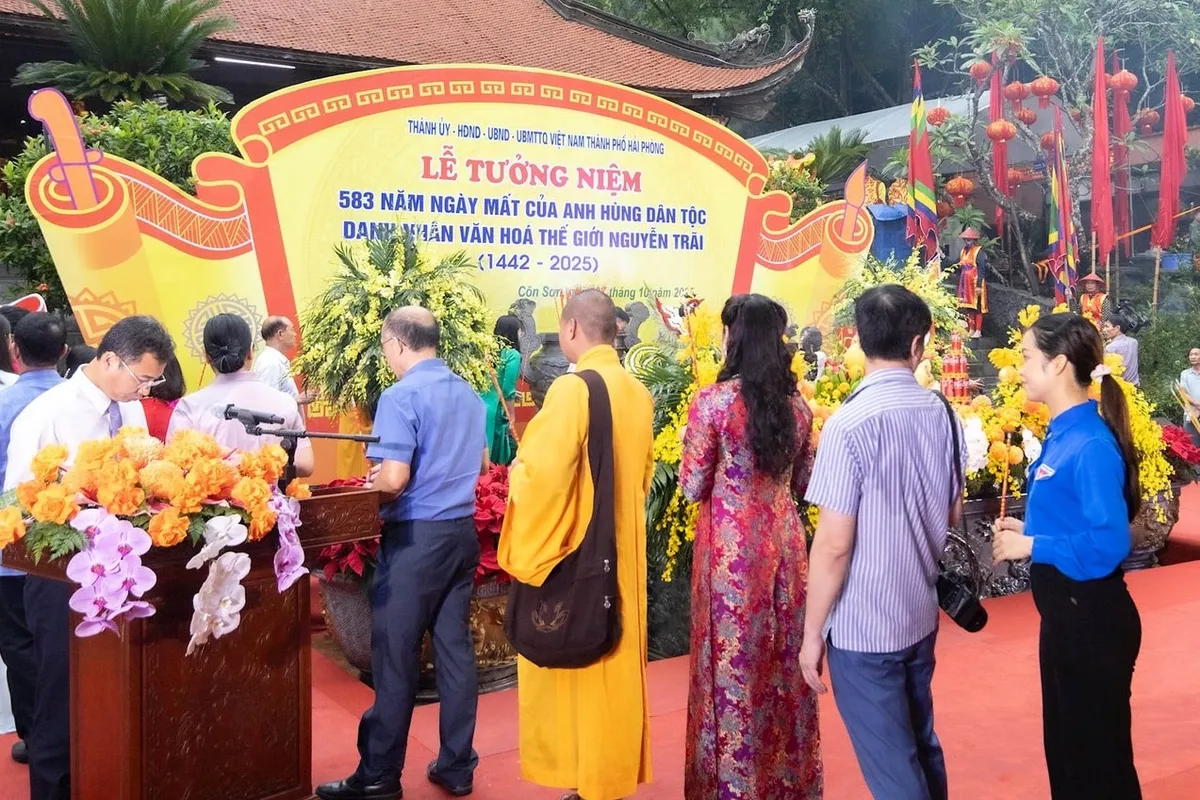 Hải Ph&ograve;ng: Tri &acirc;n Anh h&ugrave;ng d&acirc;n tộc, Danh nh&acirc;n văn h&oacute;a thế giới Nguyễn Tr&atilde;i  - Ảnh 3.