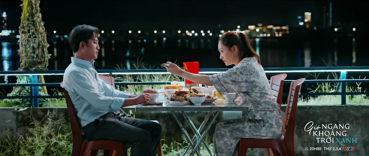 Gió ngang khoảng trời xanh - Tập 26: Xuất hiện 'tiểu tam' xen vào hôn nhân Mỹ Anh - Đăng?- Ảnh 1. Gió ngang khoảng trời xanh - Tập 26: Xuất hiện 'tiểu tam' xen vào hôn nhân Mỹ Anh - Đăng?- Ảnh 1.