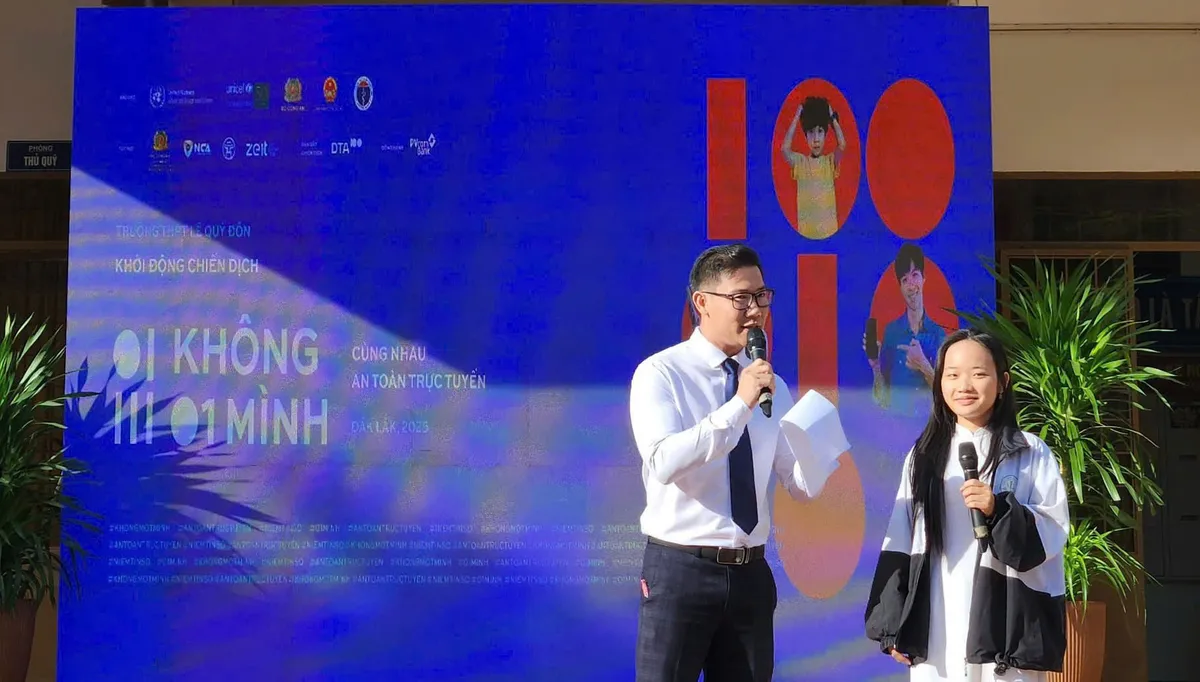 Đắk Lắk: Triển khai chương trình "Cùng nhau an toàn trực tuyến" cho học sinh để tránh tình trạng bắt cóc online - Ảnh 2.