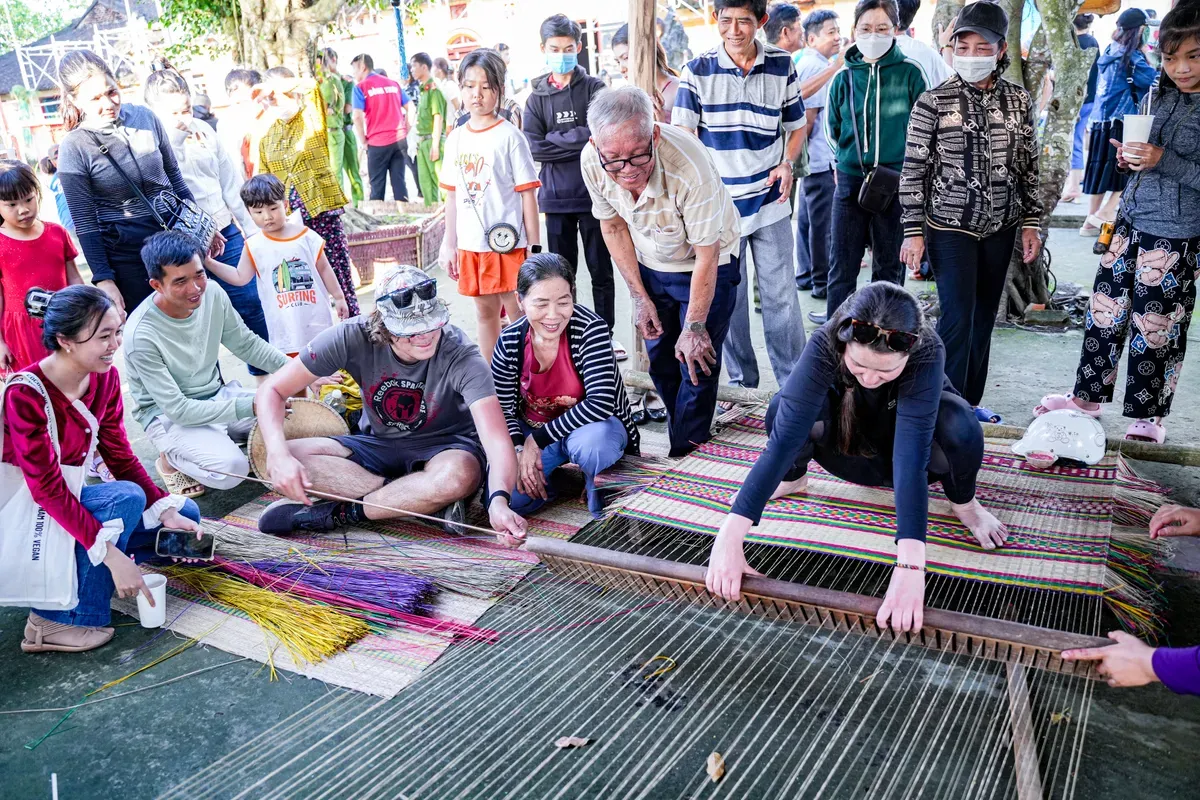 Đồng Tháp đặt mục tiêu đón 50 triệu khách du lịch vào năm 2030- Ảnh 3.