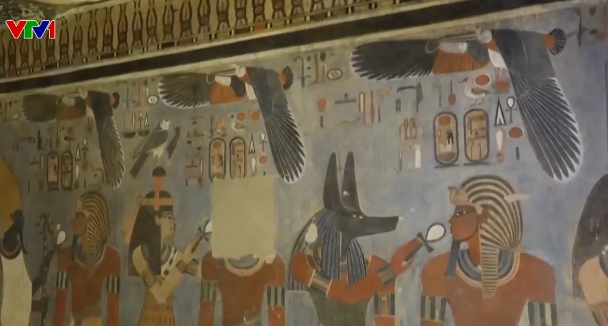 Mở cửa lăng mộ hơn 3.000 năm tuổi cho du khách thăm quan - Ảnh 1.