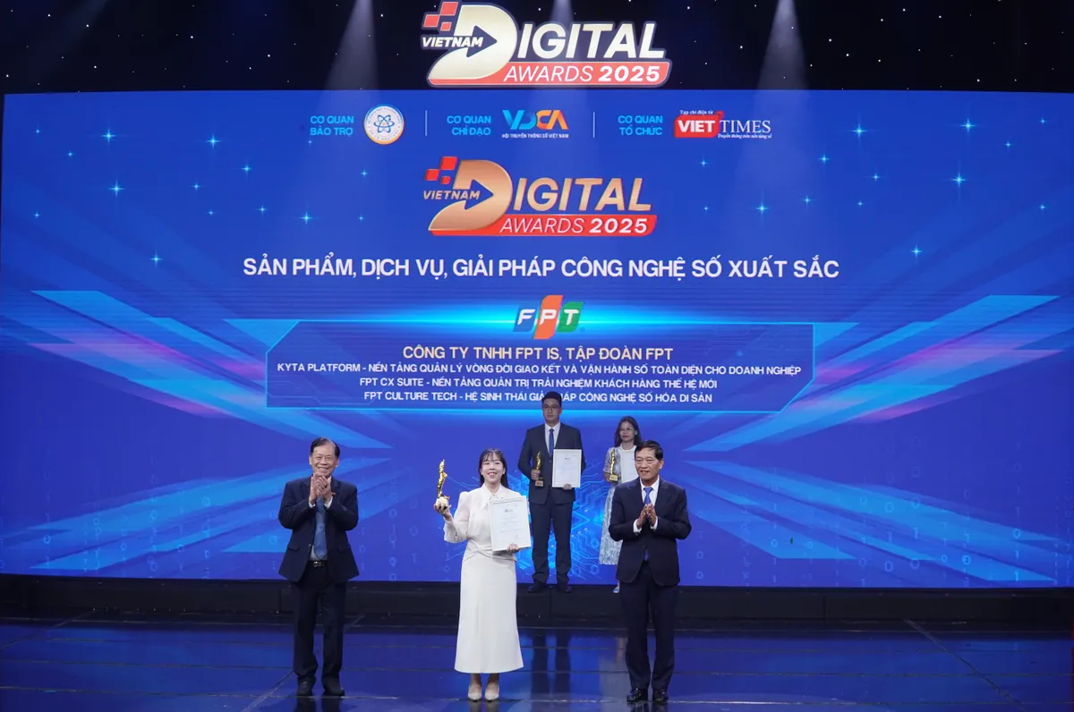 Giải thưởng Chuyển đổi số Việt Nam 2025: Vinh danh cá nhân, giải pháp tiêu biểu  - Ảnh 1.