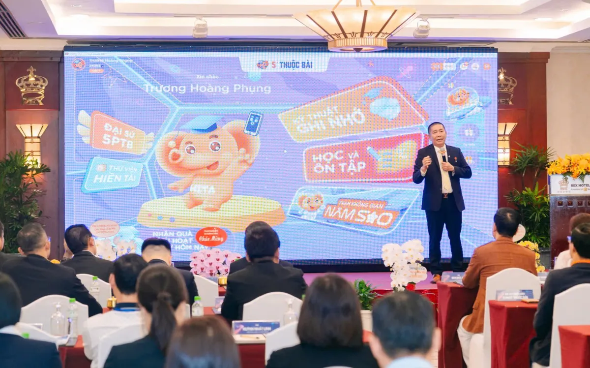 Chuyển đổi số giáo dục cần hướng đến nâng cao khả năng tự học của trẻ- Ảnh 1. Chuyển đổi số giáo dục cần hướng đến nâng cao khả năng tự học của trẻ- Ảnh 1.
