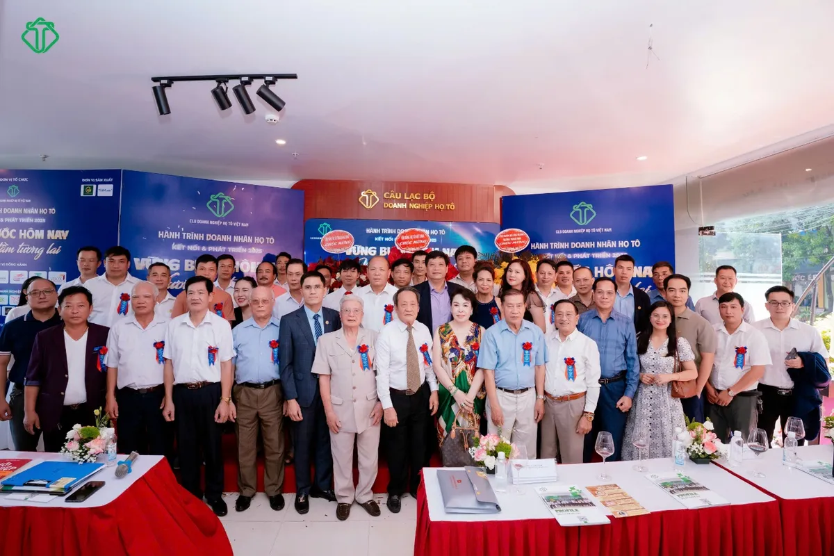 “Hành trình doanh nhân họ Tô - Kết nối & phát triển 2025”- Ảnh 1. “Hành trình doanh nhân họ Tô - Kết nối & phát triển 2025”- Ảnh 1.