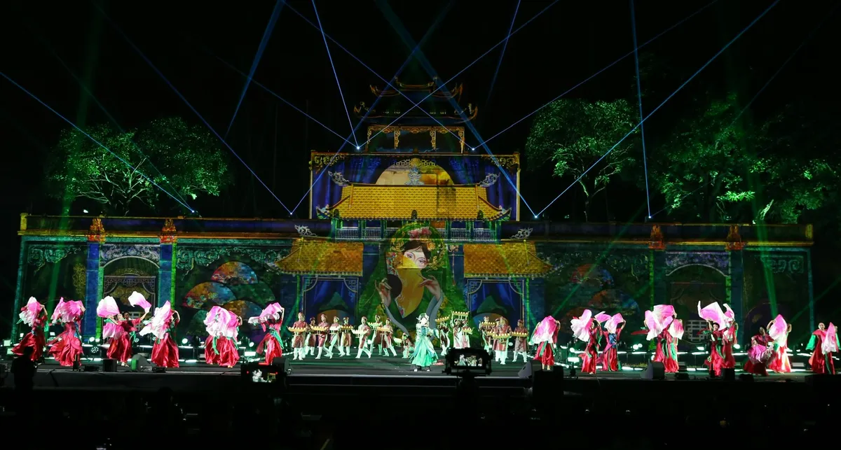하노이 세계문화축제 개막: 유산의 중심에서 펼쳐지는 5대륙의 조화 - 사진 12.