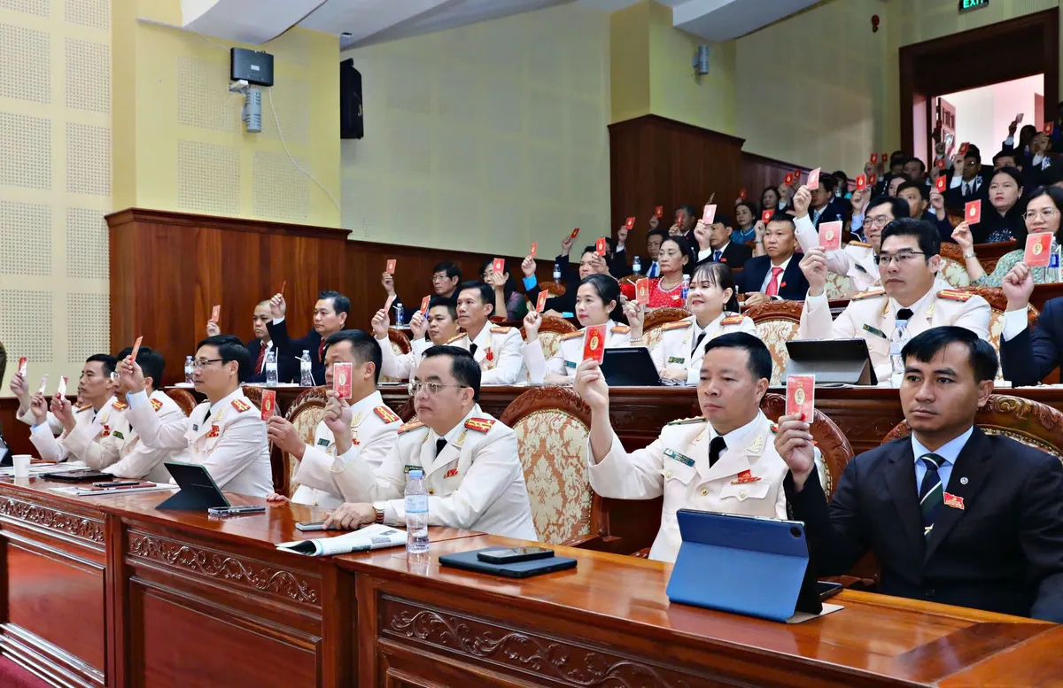 Lâm Đồng: Thống nhất 6 nhiệm vụ trọng tâm, 3 khâu đột phá để phát triển trong giai đoạn 2025 - 2030. - Ảnh 1.