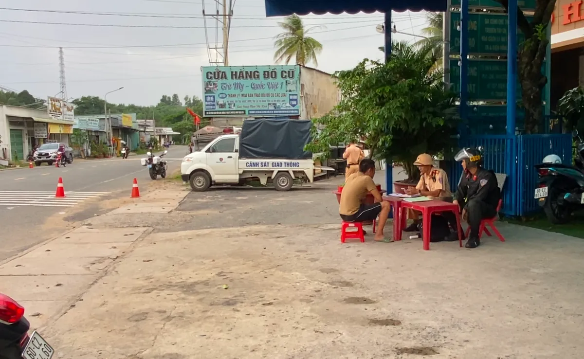 Đồng Nai: Nỗ lức kéo giảm tai nạn do va chạm với xe ben   - Ảnh 4.