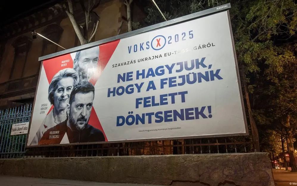 Một tấm áp phích trong chiến dịch của Thủ tướng Orban kêu gọi người dân Hungary phản đối tư cách thành viên EU của Ukraine (Ảnh: EST&OST/IMAGO) Một tấm áp phích trong chiến dịch của Thủ tướng Orban kêu gọi người dân Hungary phản đối tư cách thành viên EU của Ukraine (Ảnh: EST&OST/IMAGO)