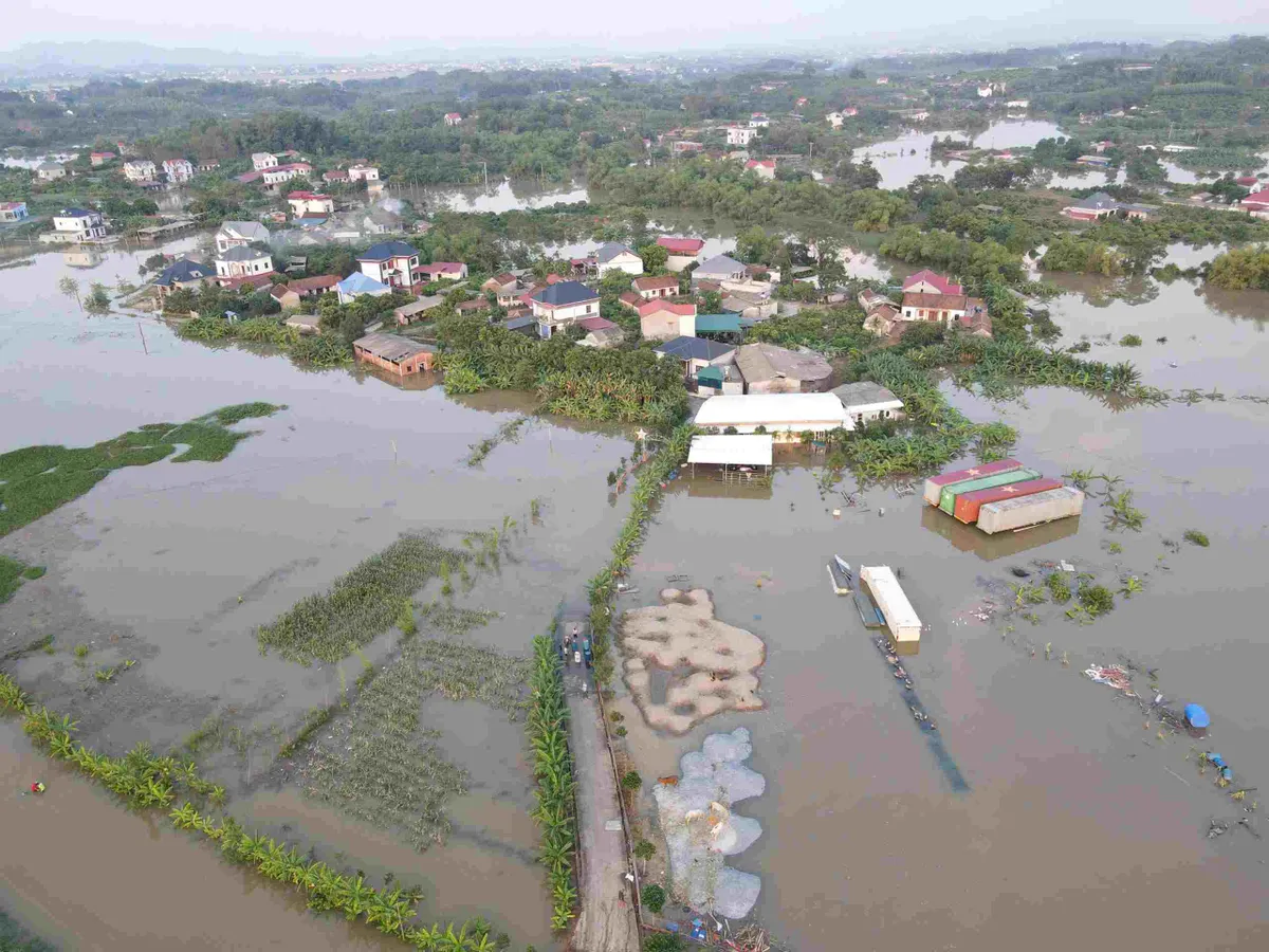 Lan tỏa giá trị nhân văn ở vùng lũ Bắc Ninh - Ảnh 1.