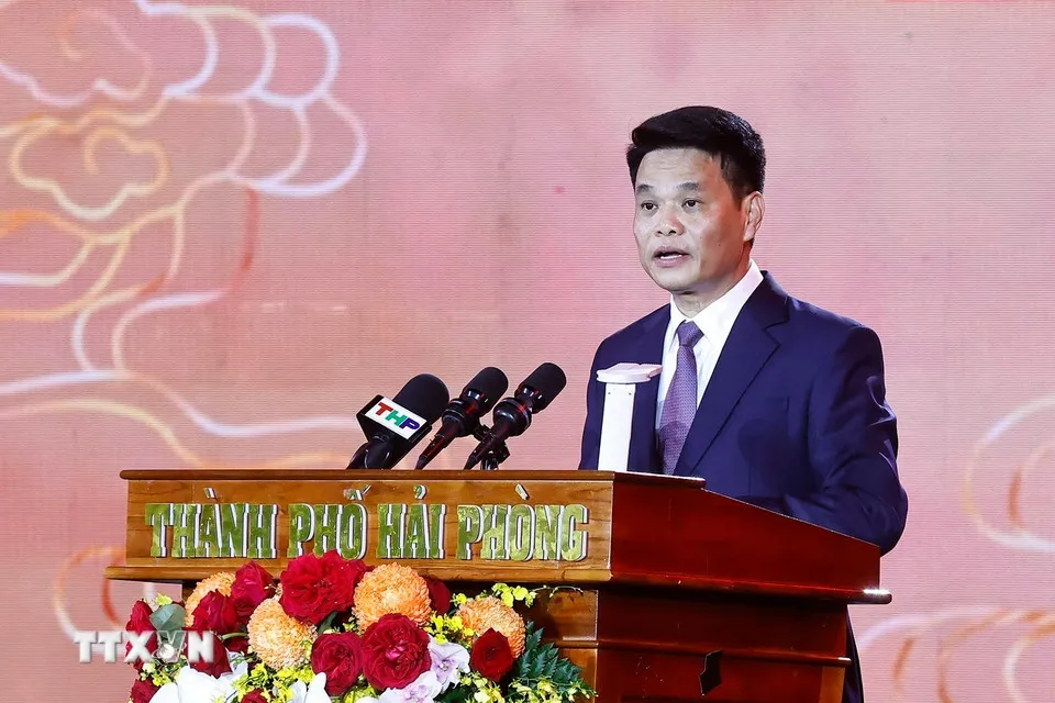 Chủ tịch Quốc hội Trần Thanh Mẫn dự Lễ tưởng niệm 725 năm Ngày mất của Anh hùng dân tộc Trần Hưng Đạo - Ảnh 4.