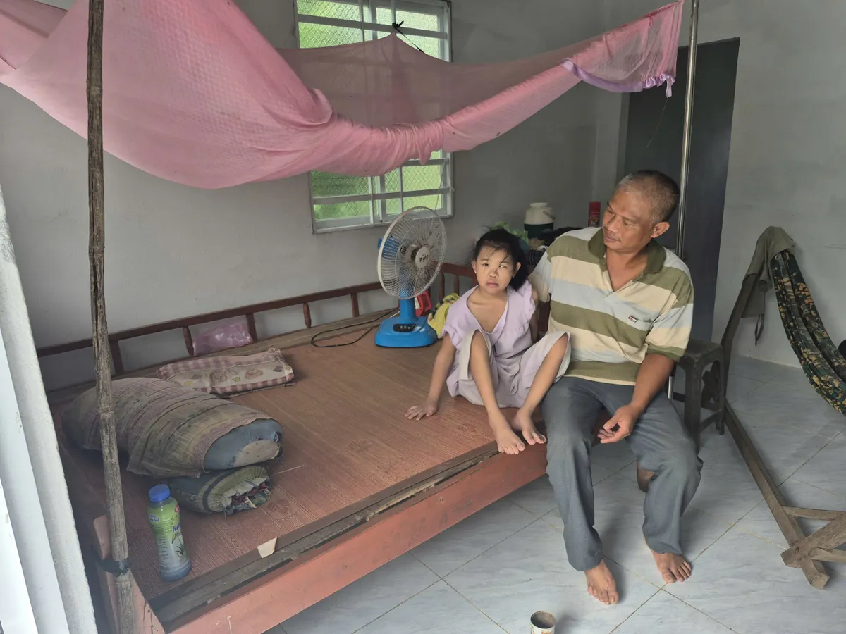 Nỗi khát khao được phẫu thuật tim bẩm sinh của cháu bé 12 tuổi ở Cần Thơ - Ảnh 1.