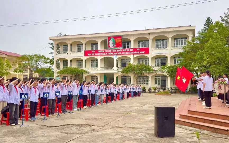 100% học sinh tại các trường học trên địa bàn tỉnh trở lại học tập bình thường sau mưa lũ. Ảnh: Báo Cao Bằng 100% học sinh tại các trường học trên địa bàn tỉnh trở lại học tập bình thường sau mưa lũ. Ảnh: Báo Cao Bằng