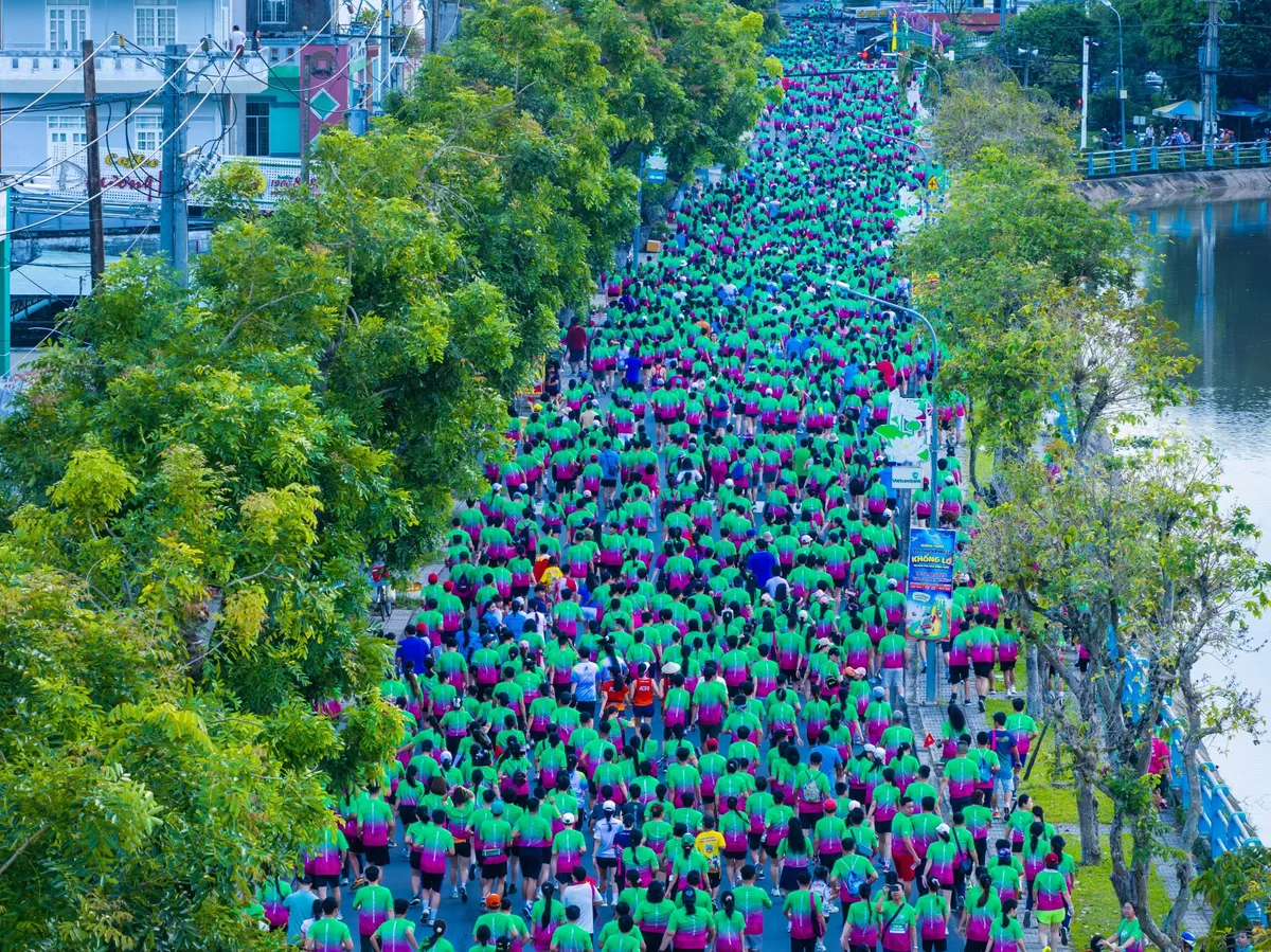 12.000 runner về đ&iacute;ch, VPBank Đất Sen Hồng Music Marathon 2025 kết th&uacute;c ấn tượng - Ảnh 7.