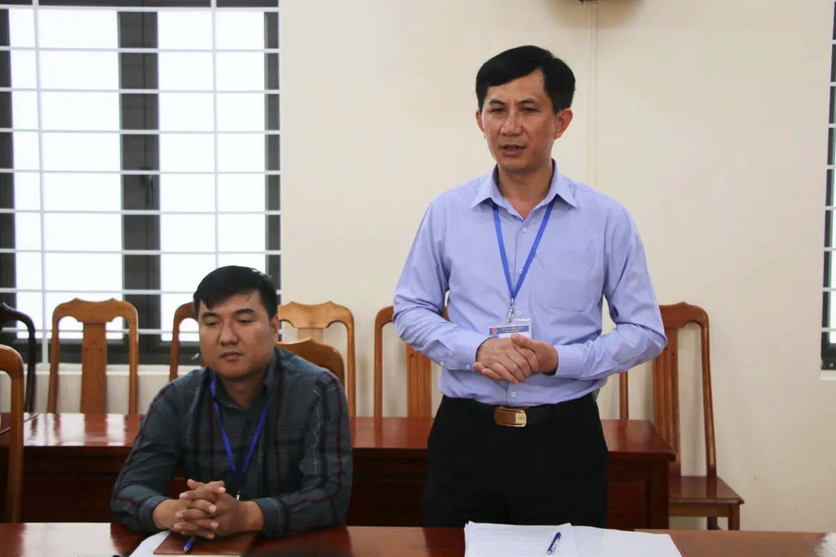 Thái Nguyên: Vỡ hồ bùn thải nhà máy luyện kim, bùn xám đặc quánh bủa vây khu dân cư, bốc mùi nồng nặc - Ảnh 7.