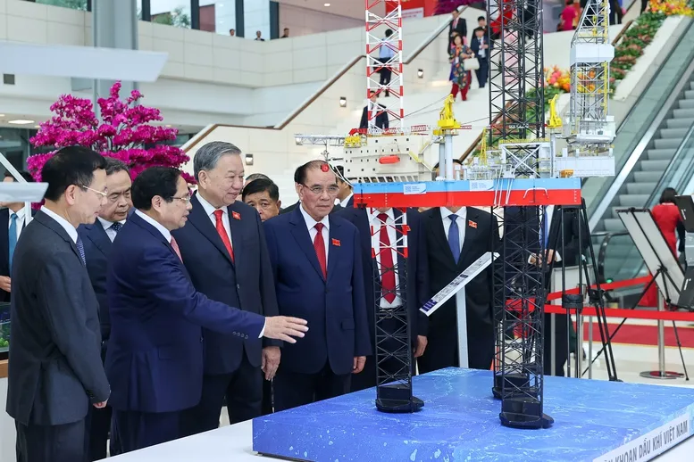 Tổng Bí thư Tô Lâm: Phải "bước đều, bước vững chắc" vào kỷ nguyên mới - Ảnh 3.