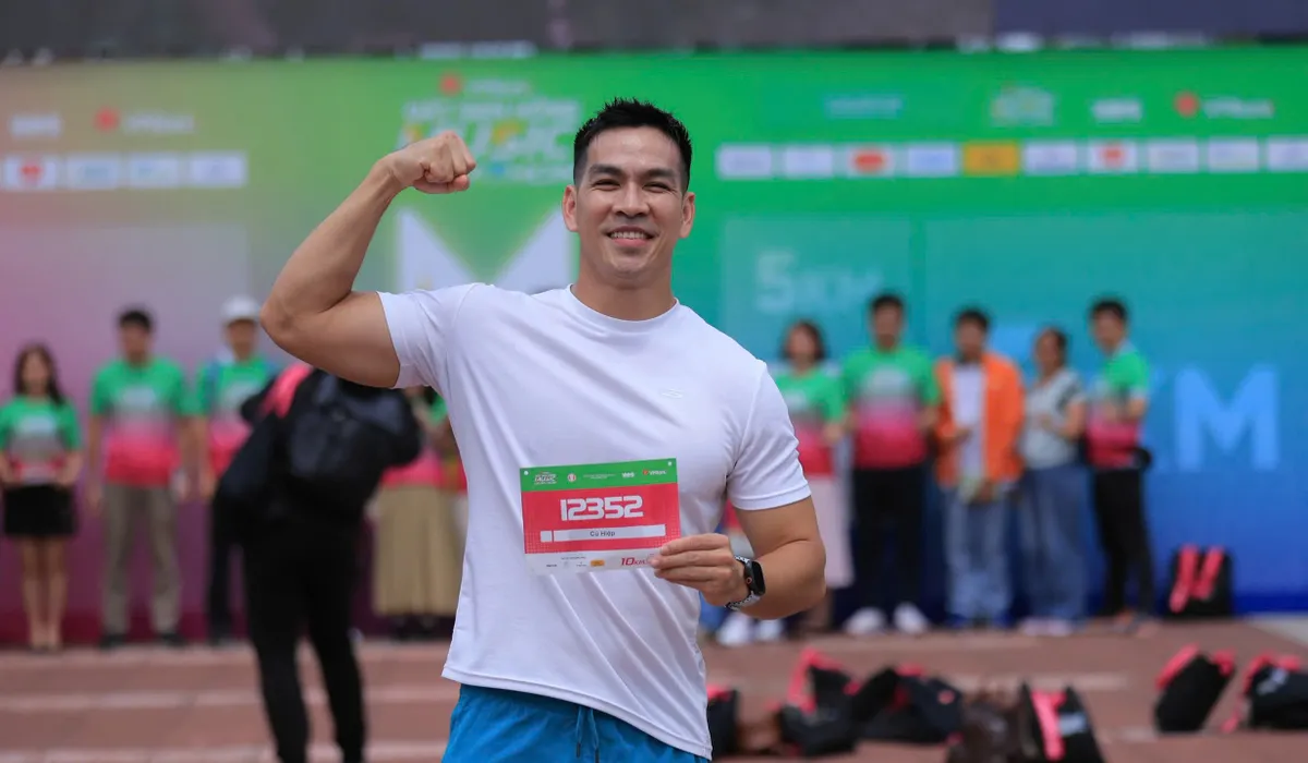 Trai xinh g&aacute;i đẹp khuấy động VPBank Đất Sen Hồng Music Marathon 2025 trước &ldquo;giờ G&rdquo; - Ảnh 7.