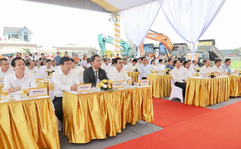Hà Tĩnh: Khởi công dự án khu đô thị sinh thái gần 4.000 tỷ đồng - Ảnh 1.