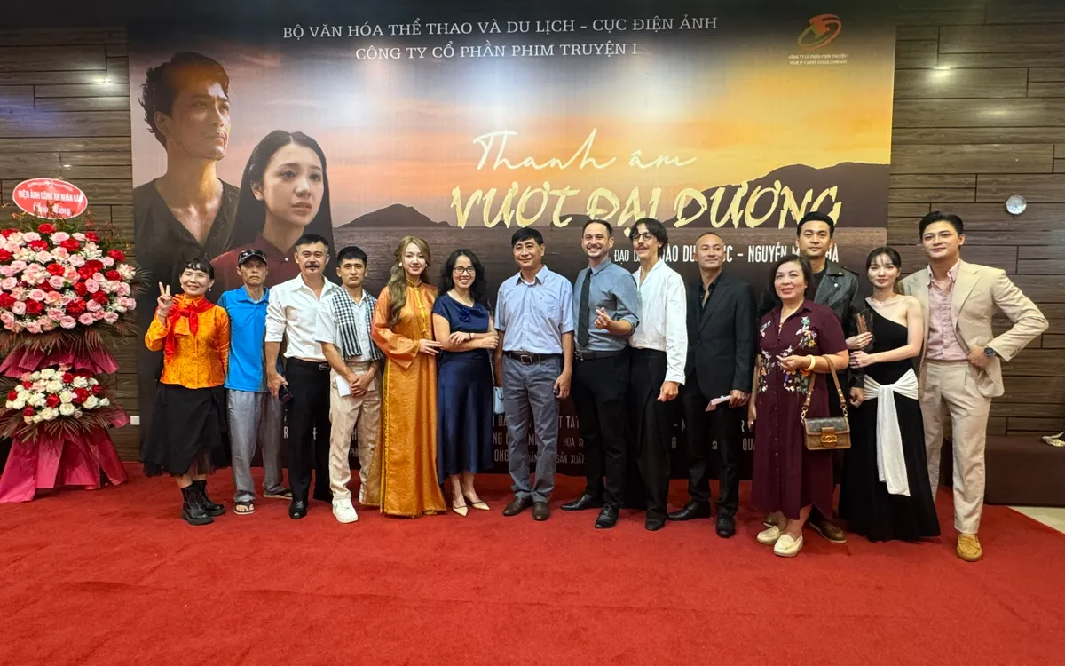 Ra mắt từ ngày 16/9 nhưng đến nay, ngày ra rạp của bộ phim "Thanh âm vượt đại dương" vẫn chưa cụ thể - Ảnh: Thu Trang Ra mắt từ ngày 16/9 nhưng đến nay, ngày ra rạp của bộ phim "Thanh âm vượt đại dương" vẫn chưa cụ thể - Ảnh: Thu Trang