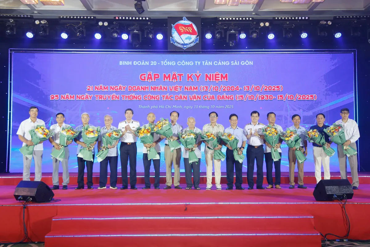 Binh đoàn 20: Làm tốt phong trào "Đền ơn đáp nghĩa", phụng dưỡng suốt đời Mẹ Việt Nam anh hùng - Ảnh 5.