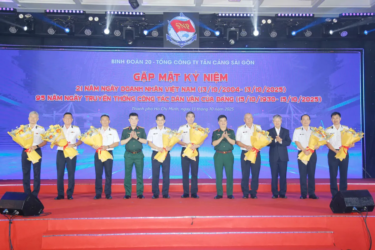Binh đoàn 20: Làm tốt phong trào "Đền ơn đáp nghĩa", phụng dưỡng suốt đời Mẹ Việt Nam anh hùng - Ảnh 6.