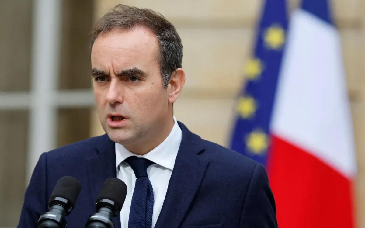 Ông Sebastien Lecornu được tái bổ nhiệm Thủ tướng Pháp chỉ sau vài ngày từ chức (Ảnh: AFP) Ông Sebastien Lecornu được tái bổ nhiệm Thủ tướng Pháp chỉ sau vài ngày từ chức (Ảnh: AFP)