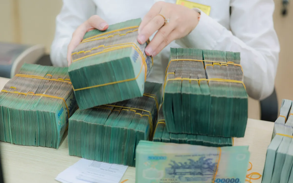 Ngân hàng hạ lãi suất giúp doanh nghiệp hồi phục sau bão Ngân hàng hạ lãi suất giúp doanh nghiệp hồi phục sau bão