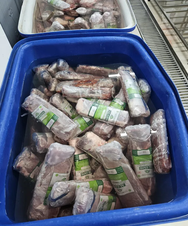 Bơm tinh chất tạo vân mỡ, “biến” thịt trâu thành thịt bò Nhật Wagyu - Ảnh 2.