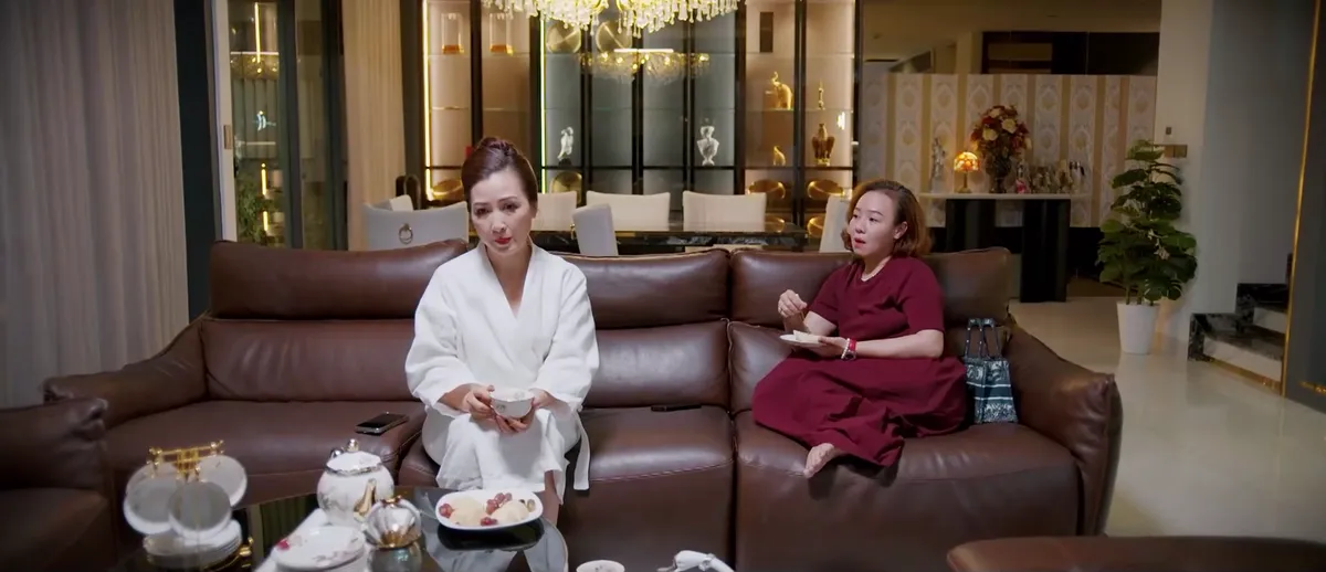 Gió ngang khoảng trời xanh - Tập 28: Bỏ qua 'chỉ thị' của vợ, Đăng chạy đến bên nữ đối tác- Ảnh 9.